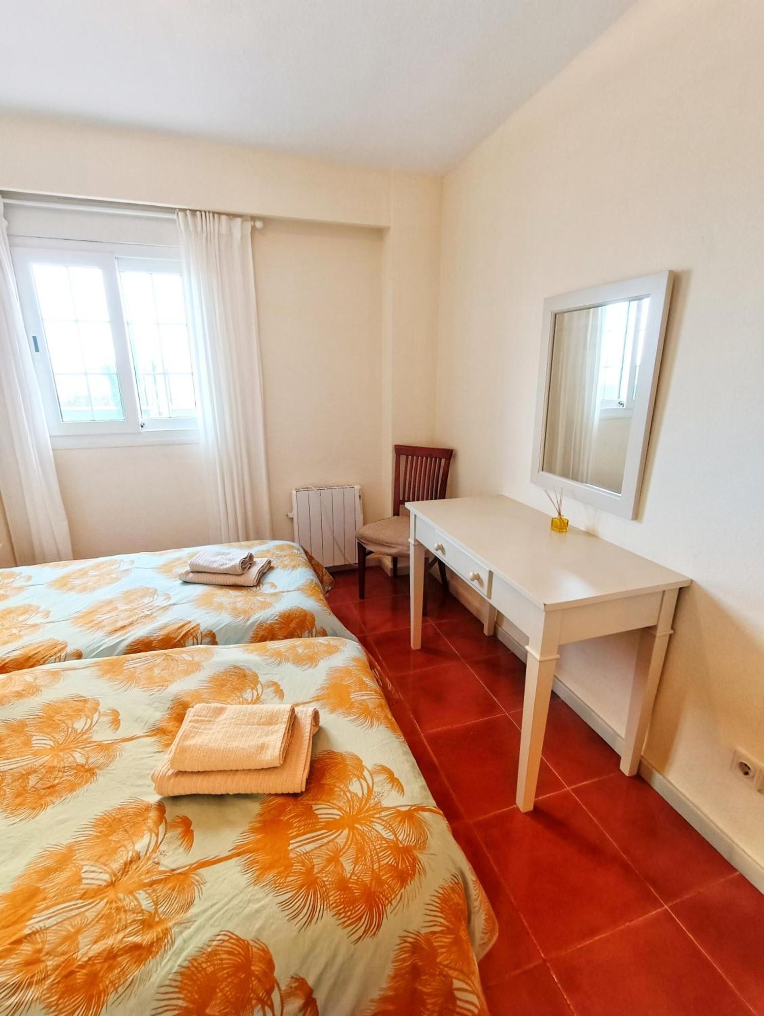 Apartment Residencial Alcaravan, - By Ac Real Isla Canela