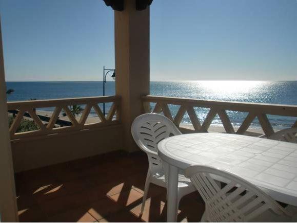 Apartment Residencial Alcaravan, - By Ac Real *